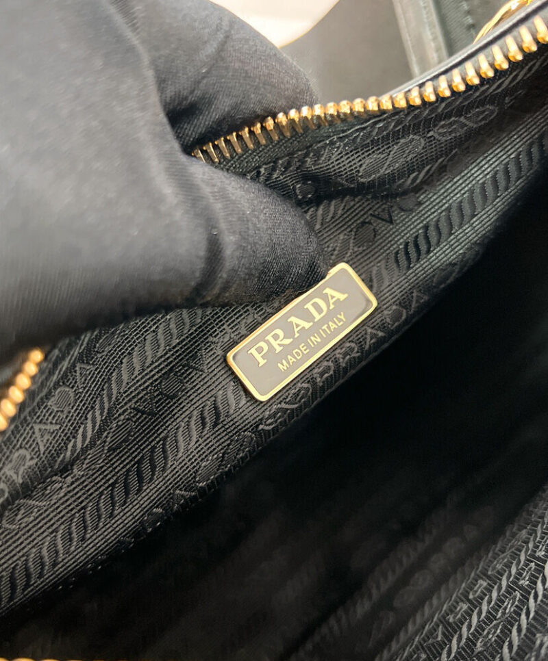 Prada Re-Edition 2005 Leather Bag 1BH204 Black
